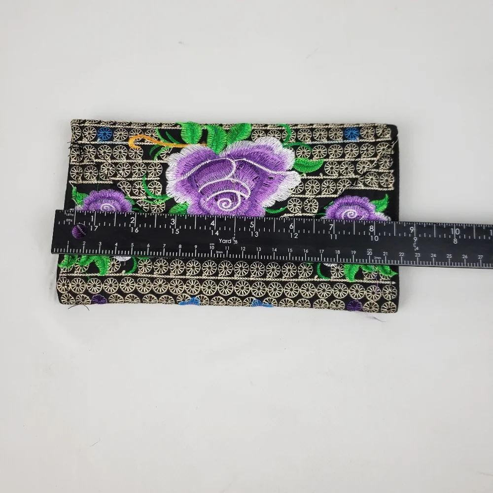 Wallet Embroidered floral multicolor 100% mexican art  Handmade/ cartera bordada
